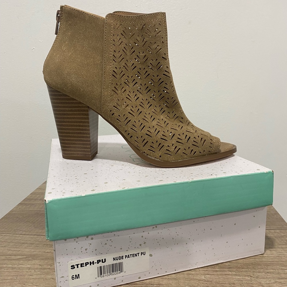 Womans heels